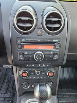 Nissan Qashqai 4x4 benzín 2.0i, automat, ťažné,STK do 4/2027 - 12