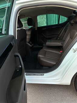 Škoda Superb 3 Sedan 2.0 TDI 110kw DSG Laurin&Klement,Navi - 12