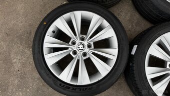 Škoda Superb letne kolesa 225/45R17 - 12