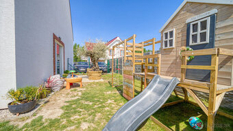 Posledný 5izb RD kompletne zariadený s garážou v krásnom pro - 12