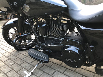 Harley-Davidson Road Glide 2022 - 12