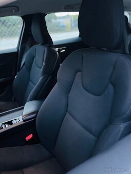 Volvo V60 D4 140 kW – komfort pre rodinu aj športový zážitok - 12