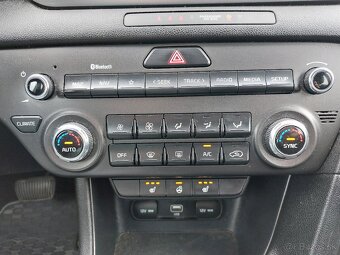 Kia Sportage 1.6 T-GDi Extra A/T - r.v.2021, odpočet DPH - 12