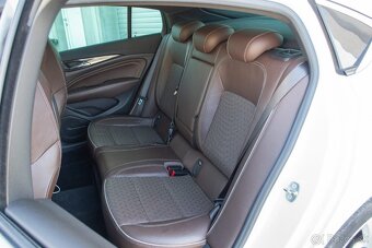 Opel Insignia GSI 2.0 CDTI BiTURBO 210k S S 4x4 AT8 - 12