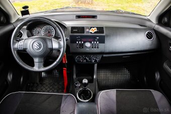 Suzuki Swift - 12