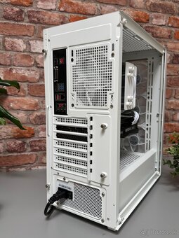 Ryzen 9 5900X\16GB\RTX 3060Ti\SSD\750W Zdroj - 12