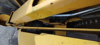 New Holland - 12