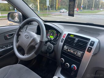 Hyundai Tucson 2.0 CRDI 4x4 - 12