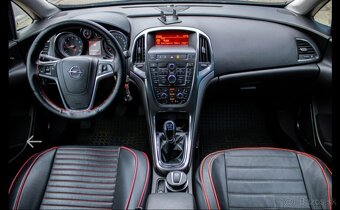 Opel Astra 1.4 Turbo - 12