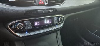 Hyundai i30 Style - 12