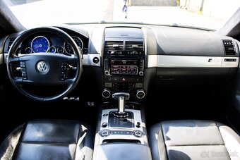 Volkswagen Touareg R50 5,0TDI V10 - 12