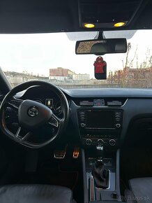 Škoda Octavia Combi 2.0 TSI RS DSG 162KW - 12