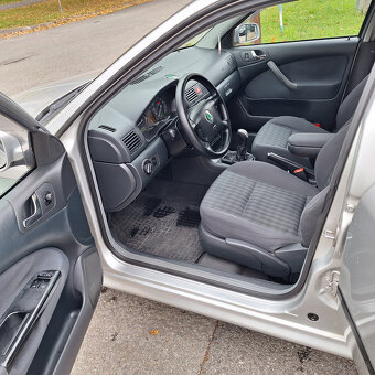 Škoda Octavia Combi 1.9 TDI PD TOUR 4x4 - AJ NA SPLÁTKY - 12