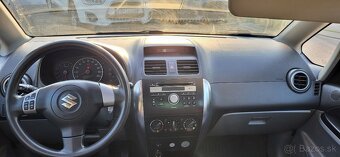 Suzuki SX4 1.6i 4x4 - 12