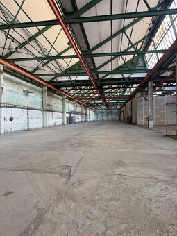 Skladové a výrobné haly so žeriavom v Košiciach - 12