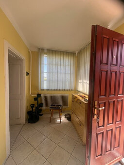 Rodinný dom na úžasnom pozemku. - 12