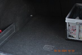 VW Passat B6 2.0 TDi kombi doprovodne - 12