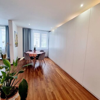 Štýlový, krásny 2,5- izbový byt blízko City Arény a stanice - 12