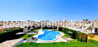 Prodej prostorného domu 3kk s střešní terasou ORIHUELA COSTA - 12