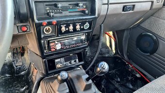 Nissan terrano 2.7 - 12