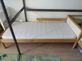 Poschodová posteľ IKEA + 2 detské postele - 12