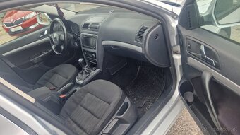 ŠKODA OCTAVIA COMBI 1.9 TDI - 12