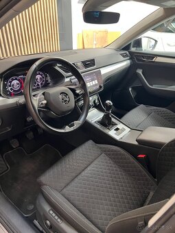 Škoda Superb Combi 2.0 TDI SCR Live - 12