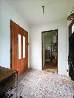 2-IZB. RD S GARÁŽOU A POZEMKOM 417 m2, RUSKOV - 12