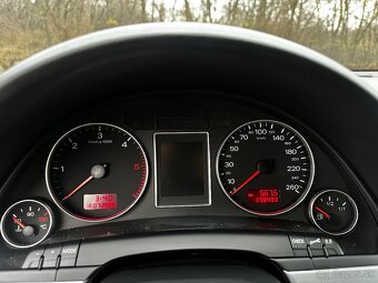 Predám AUDI A4 B7 AVANT s-line 2.0tdi 125kw 2007 179000km - 12