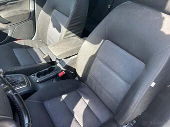 Škoda Octavia Combi 2.0TDI - 12