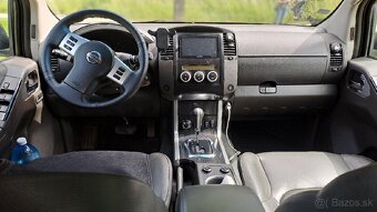 Nissan Pathfinder 3.0DCI AT V6 - 12