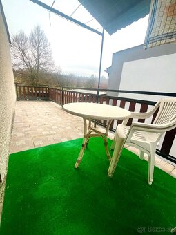 Dvojgeneračný 6 - izbový rodinný dom - Nižná Myšľa - 12