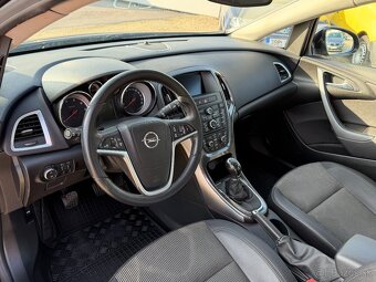 Opel Astra, 1.7CDTI 81KWVýhřev.SedadelNo - 12