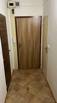 Prenájom 2-izbového bytu – Levice, centrum - 12