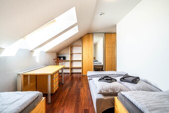 Na predaj veľký 3-izbový apartmán s krbom, Tatranská Lomnica - 12
