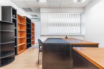 Babony TRE Kancelársky priestor/Apartmán na Nám. M. Benku, B - 12