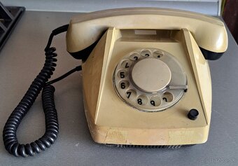 Staré elektro TESLA - 12