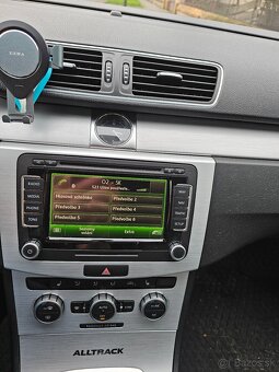 Volkswagen Passat Alltrack B7 2.0 TDI Bluemotion - 12