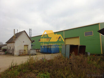 Predám veľký priemyselný areál s halami v Nových Zámkoch - 12