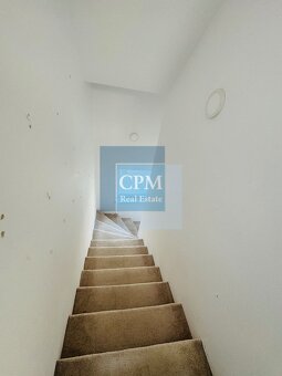 Ponúkame na predaj slnečný 3-izbový rodinný dom v časti Malé - 12
