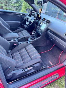 Volkswagen golf VI gti - 12