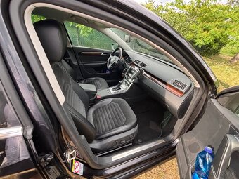 Volkswagen Passat 2.0 TDI, 130 kW, Highline DSG - 12