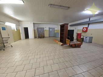 INVESTIČNÁ PRÍLEŽITOSŤ/ PRIEVIDZA, Obchodný (Bytový?) DOM    - 12