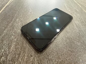 Apple iPhone XS 64 GB Space Gray - 12