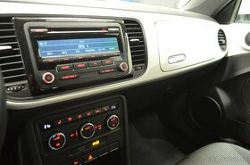 Volkswagen New Beetle 2.0 TDI Design - 12