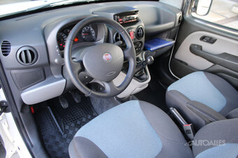 Fiat Doblo Cargo 1,3 JTD 55 kW SX - 12