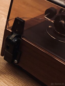 gramofón TESLA NC 440 - 12