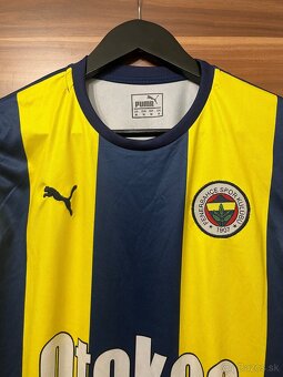 Rôzne futbalove dresy 2 - 12