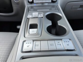 Hyundai KONA electric 150 Premium+ 64kWh tep.cerpadlom - 12