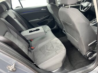 VW Golf VIII Variant 2.0 TDI 85kw DSG - 12